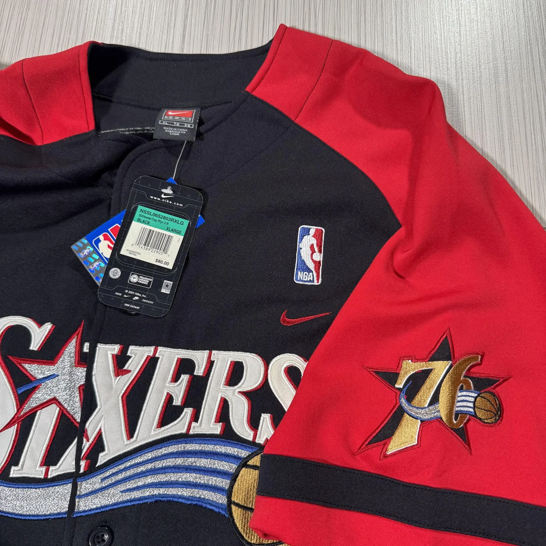 Vintage Nike Philadelphia 76ers Allen Iverson Shoot Around Jersey